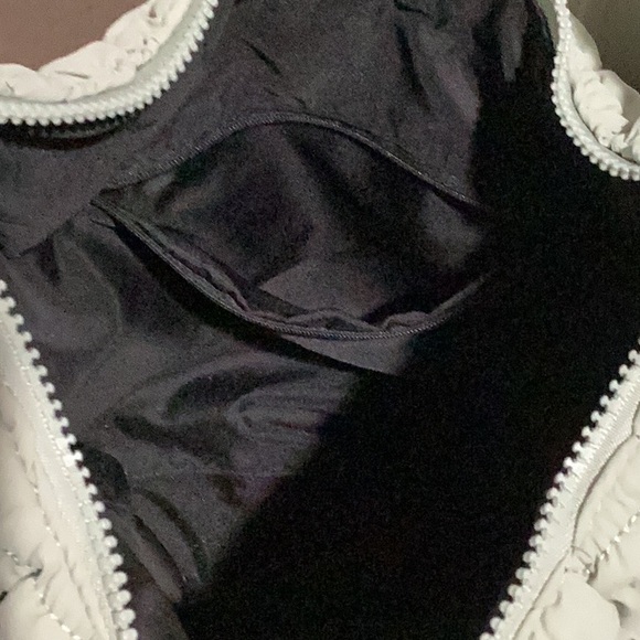 FLX Women's Quilted Hobo Bag in Light Sage - see description - Picture 4 of 9